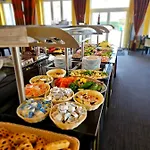 Hotel Alexa 3*